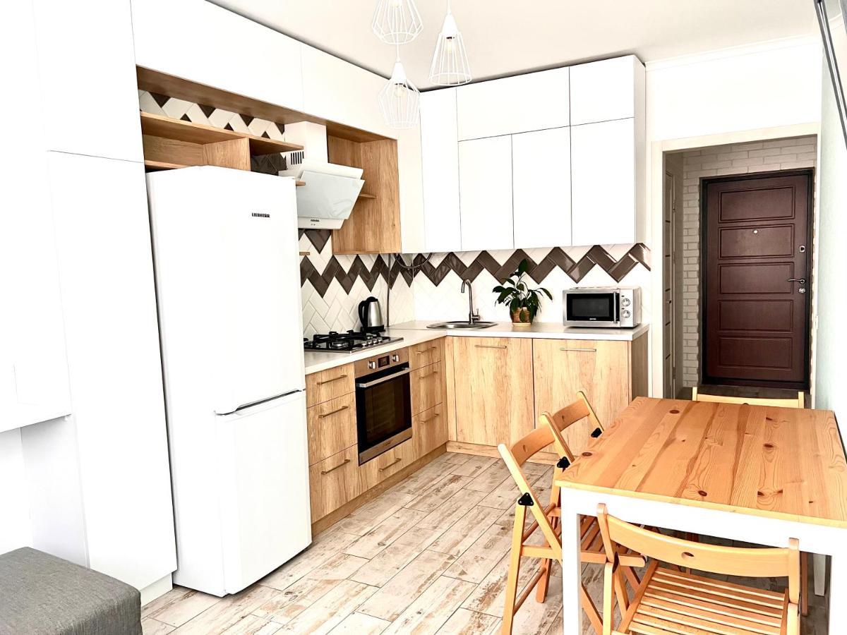 לבוב Osapart Cozy Apartment In A Complex Semycvit מראה חיצוני תמונה