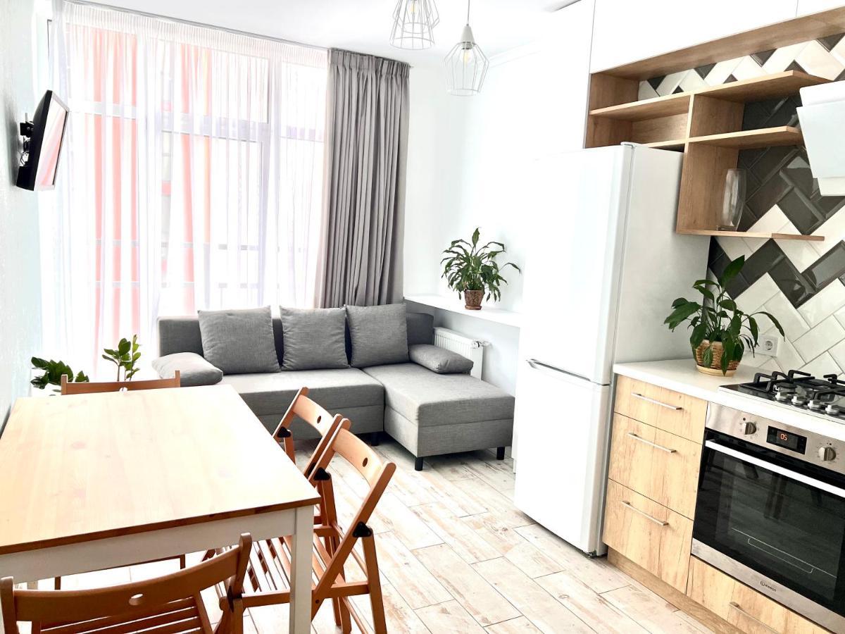 לבוב Osapart Cozy Apartment In A Complex Semycvit מראה חיצוני תמונה