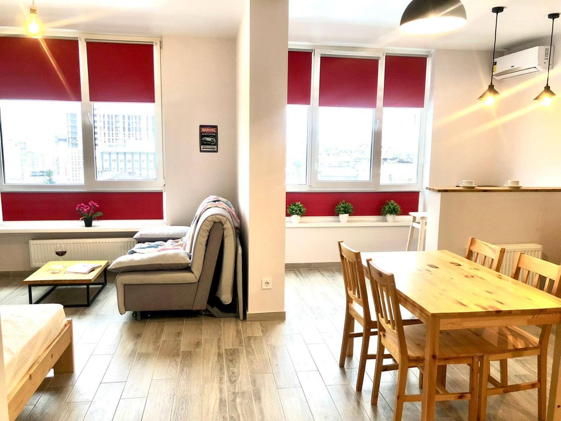 לבוב Osapart Cozy Apartment In A Complex Semycvit מראה חיצוני תמונה